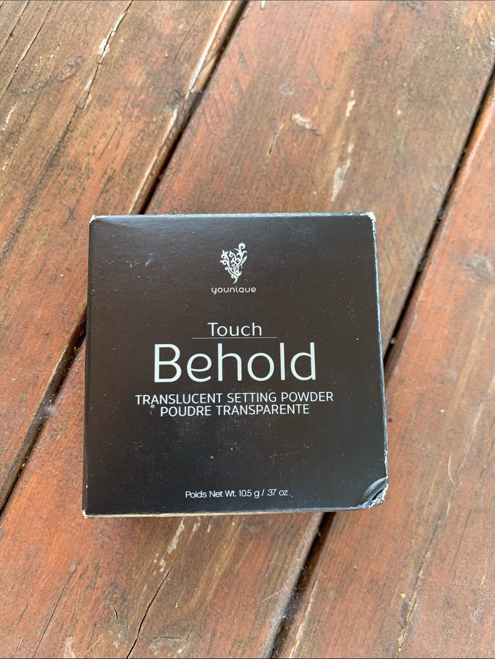 Younique Behold Translucent Setting Powder - Black
